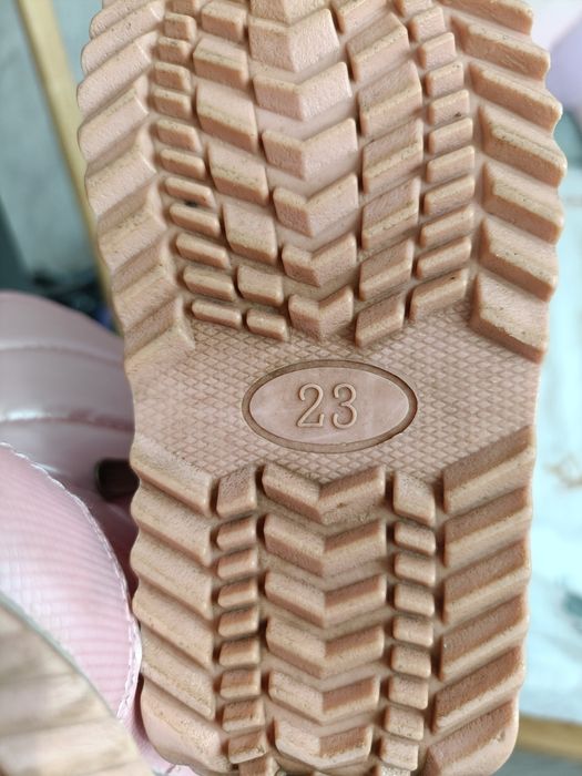 Зимняя обувь на девочку