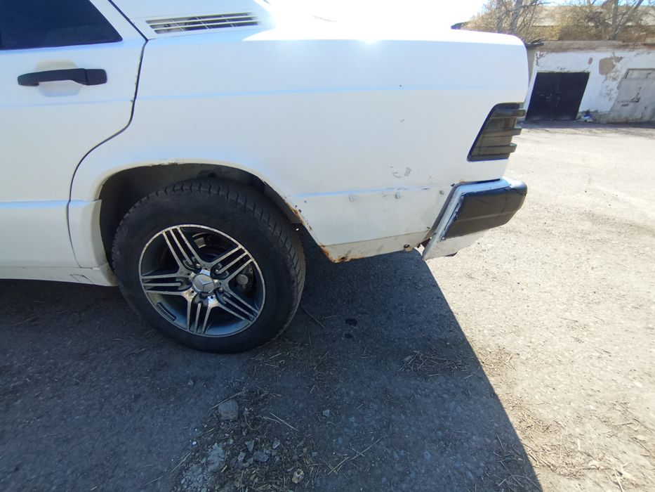 Продам Мерседес 190