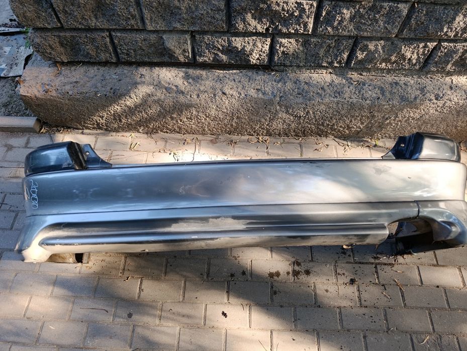 Задний бампер toyota caldina
