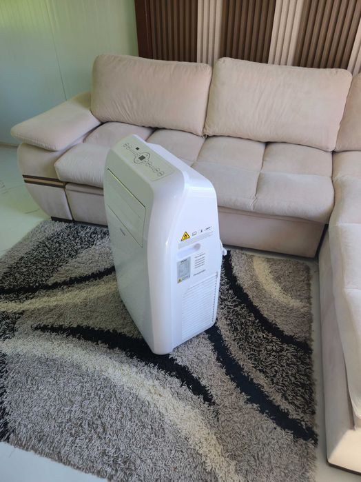 Мобилен климатик Haier AM12AA1GAA, 12000 BTU + уплътнител Trotec