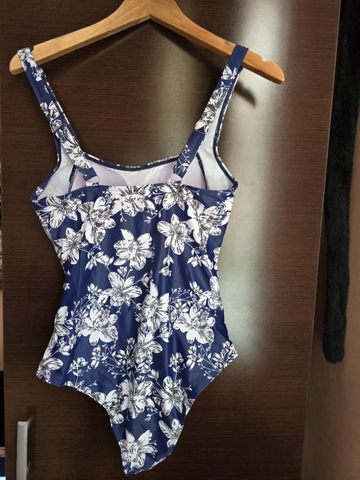 Costum de baia măsură M