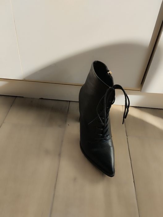 Сапоги новые продам