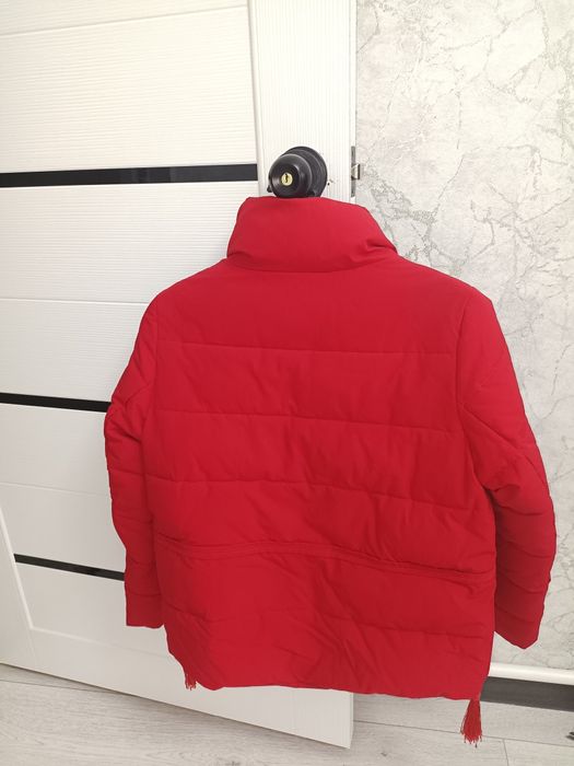 П р о д а м куртку