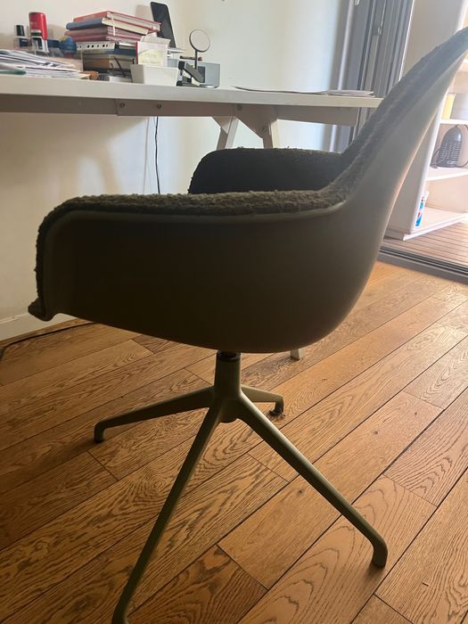 Scaun birou rotativ din textil Albert Kuip Arms Zuiver