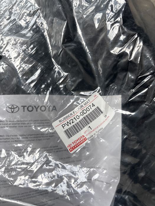 Гумени стелки Toyota