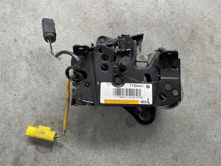 Incuietoare capota stanga Bmw seria 5/6/7 cod 7184441