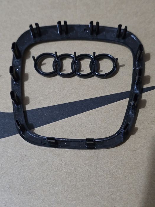Emblema Audi Volan