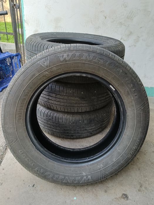 Продам покрышки летние.