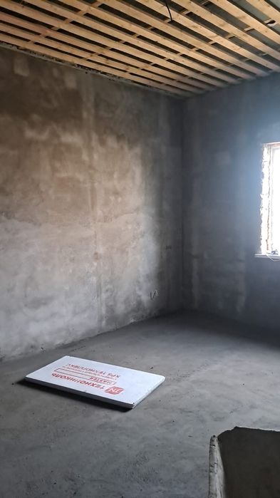 Штукатурка под маяк,стяжка