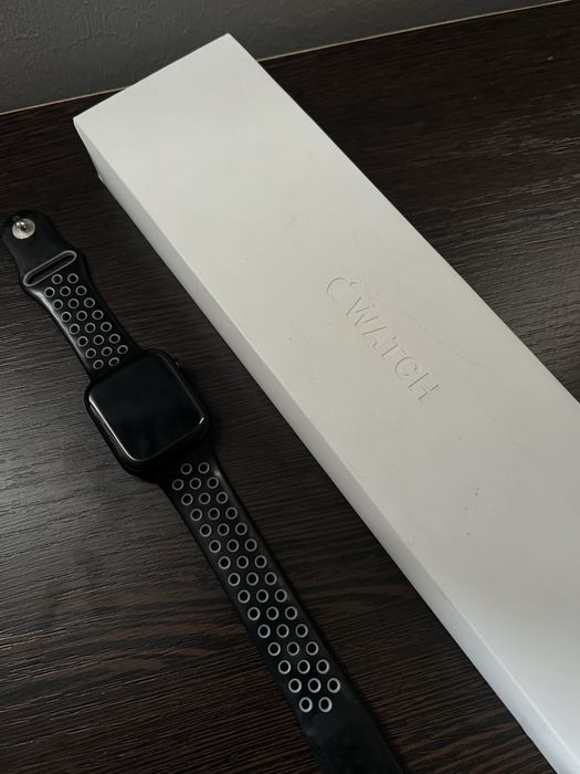 Apple Watch 8, 45mm