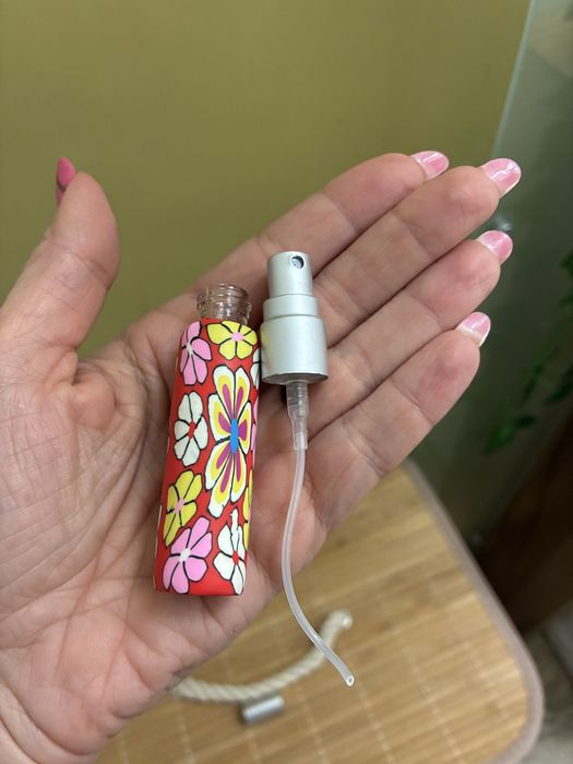 Sticluta spray eleganta reincarcabila 10ml