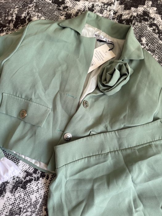 Дамски сет от две части