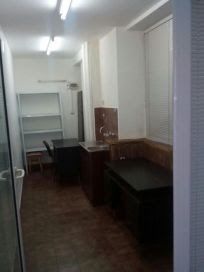 Дава се под наем Офис в София, Зона Б-19 - 10 кв.м за 86.7 € - Снимка #1