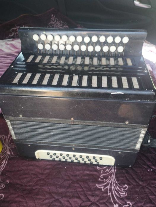 Продам гармоть Тульская