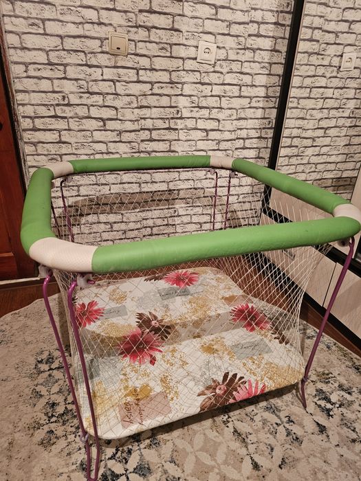 Детсски манеж новый