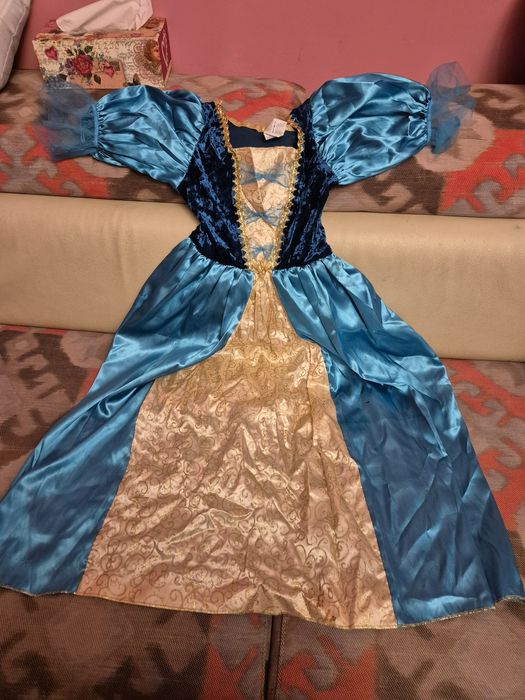 Rochie Merida,fetite 7-8,originala de la DisneyLand
