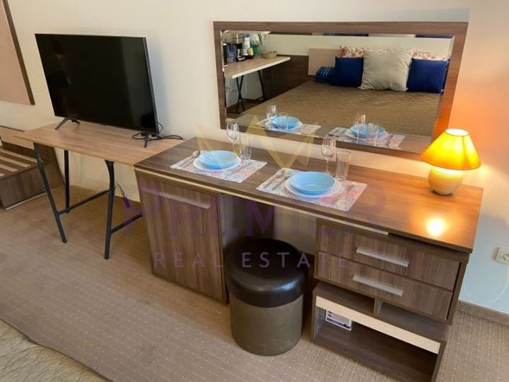 Дава се под наем Едностаен апартамент в к.к. Св.Св. Константин и Елена - 32 кв.м за 357 € - Снимка #4