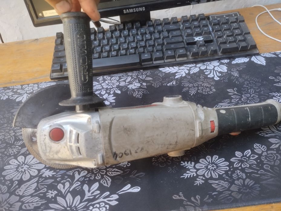 Болгарка Crown 125mm (860W) оригинал