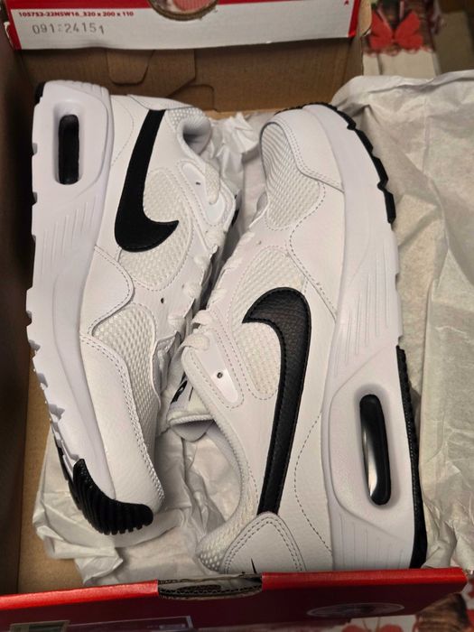 Чисто нови оригинални маратонки Nike Air Max