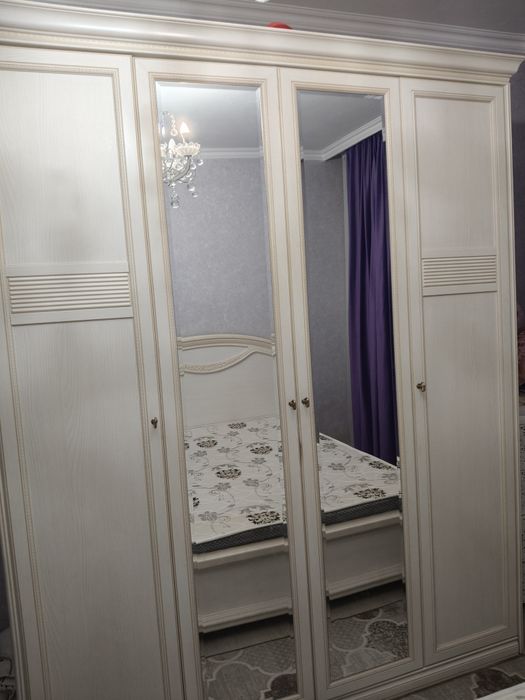 Спальный гарнитур