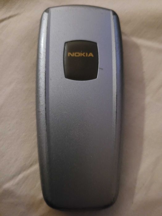 GSM Nokia 2600 работещ и с трите оператора + оригинално зарядно