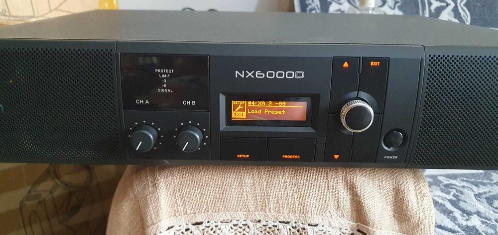 Amplificator Behringer NX 6000 D