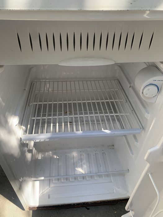 Холодильник фирма Самсунг