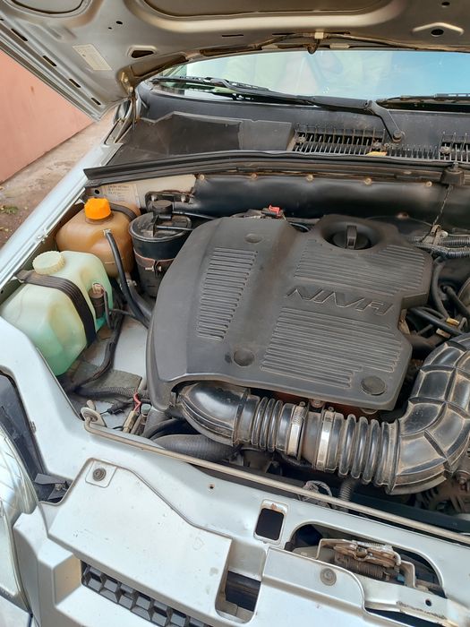 Автомобиль Нива Шевроле продам