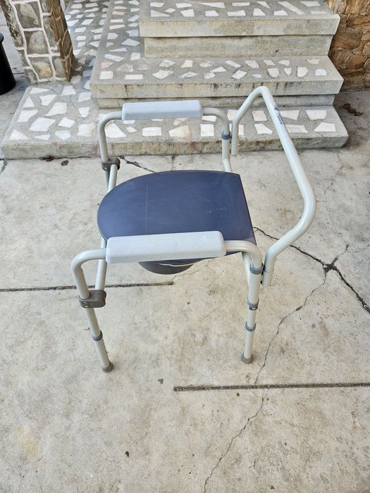 Scaun w .bolnavi