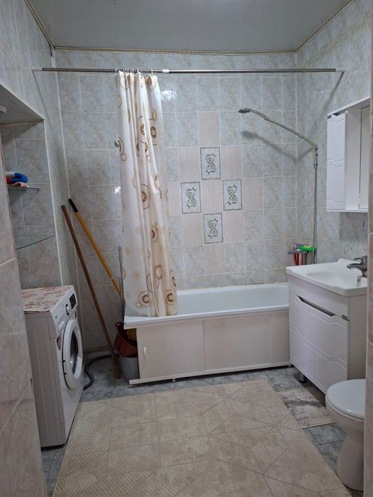 3 бөлмелі жер үй сатылады!