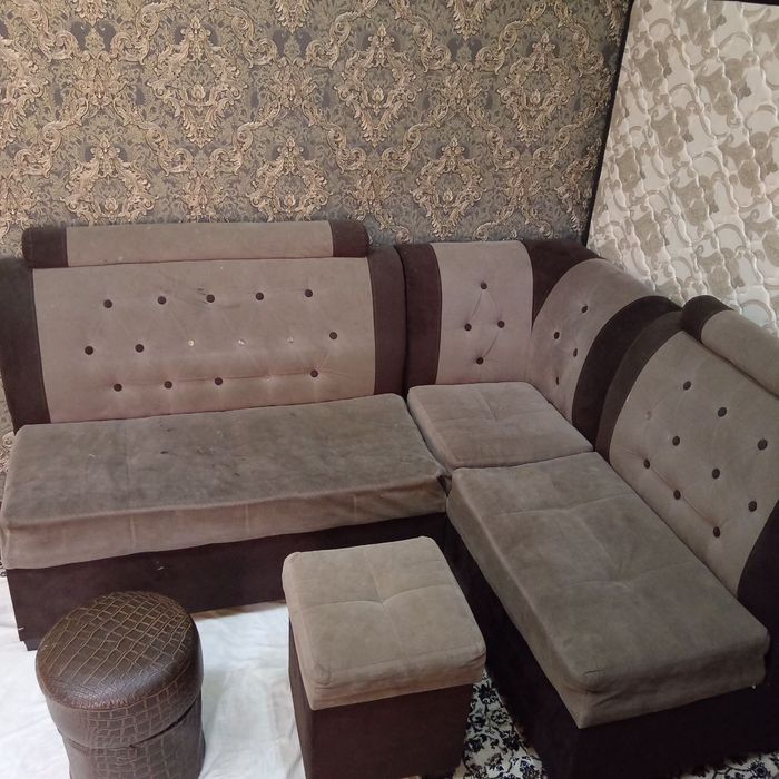 Ugalok sotiladi yaxshi sastayanida