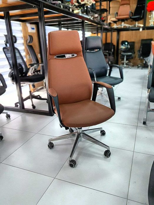 Кресло для офиса и дома -  Lincoln