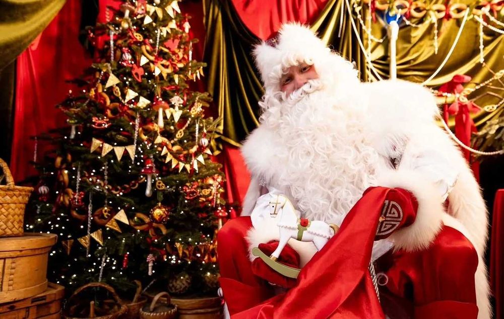 Дед Мороз и Снегурочка на новый год | Qorbobo yangi yilga