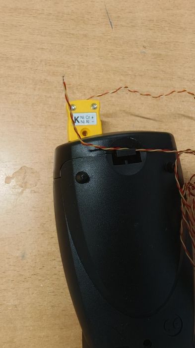 Termometru Testo 925 cu termocuplu tip k