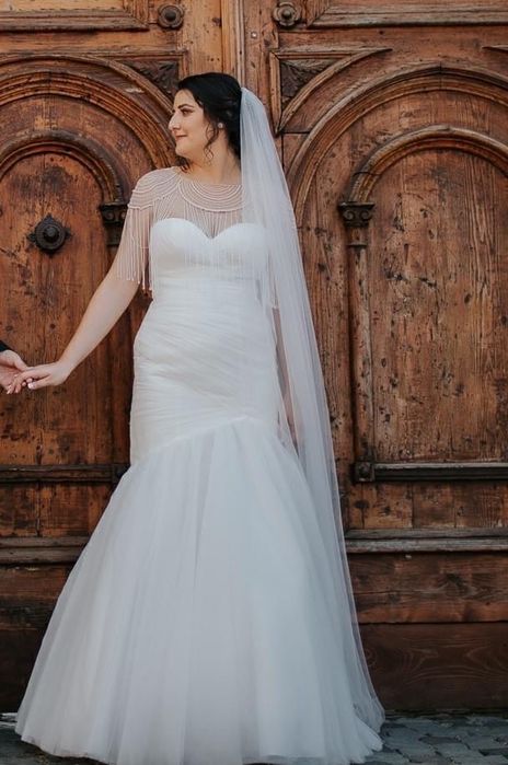 Vand rochie de mireasa