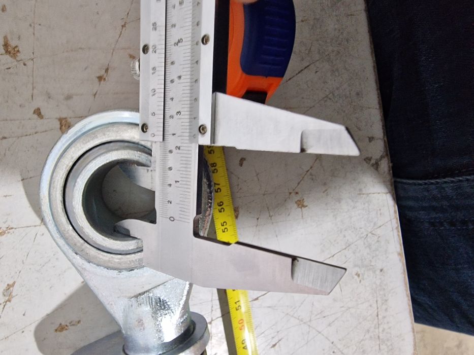 Tirant central tractor utilaje agricole fiat 215 preț 195 lei se poate