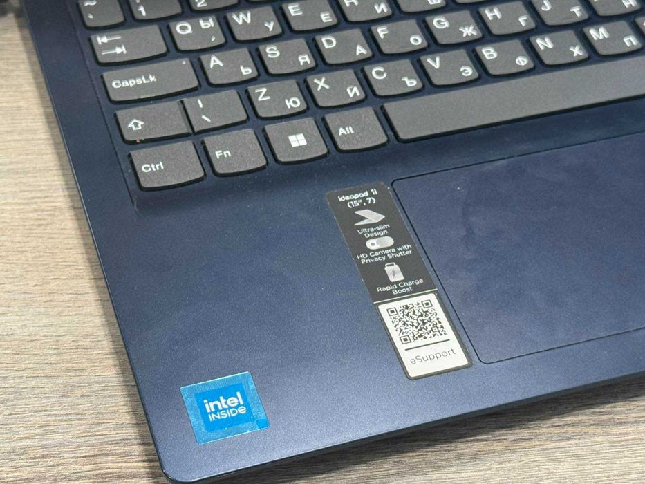 Lenovo IdeaPad 1i 15" – Intel Celeron N4500 / 8GB RAM / 477GB SSD