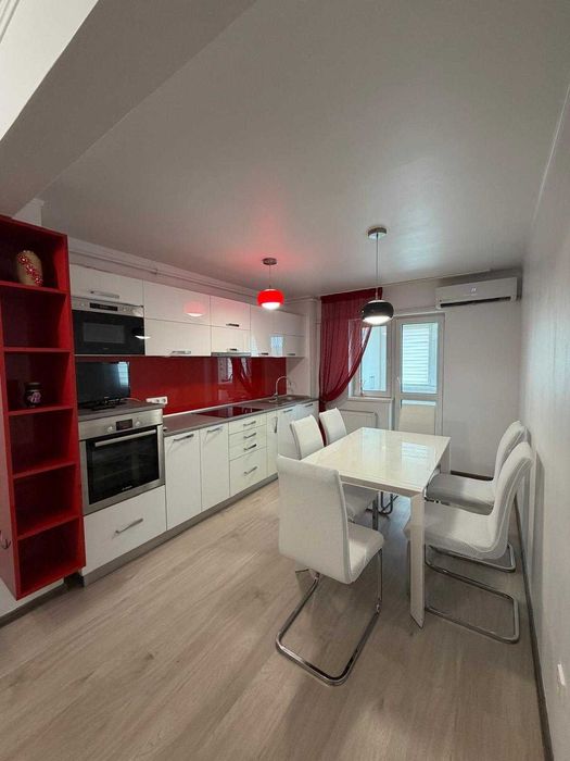 Apartament cu 3 camere de inchiriat, etaj 4 din 8 cu lift