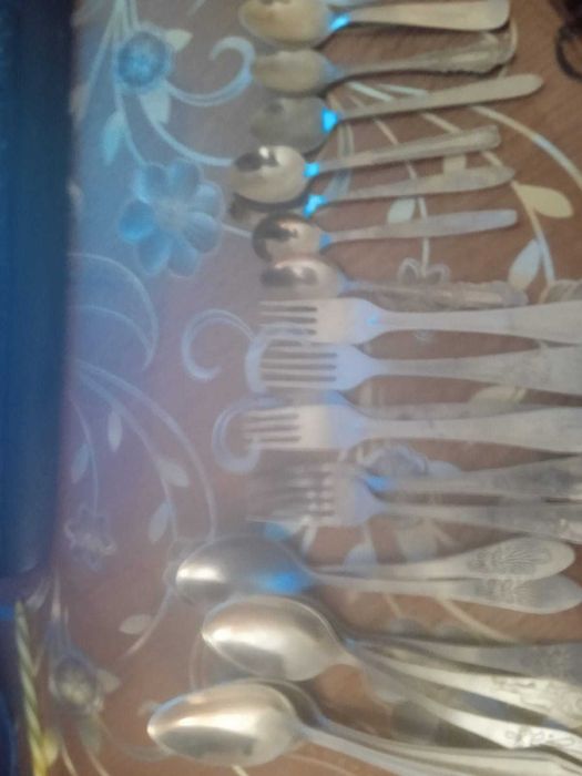 кастрюли алюминиевые и эмалированная