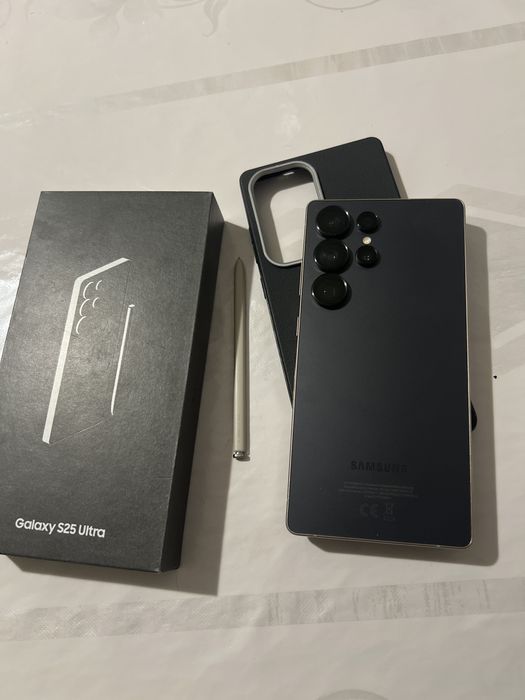 Samsung S25 ultra 256гб