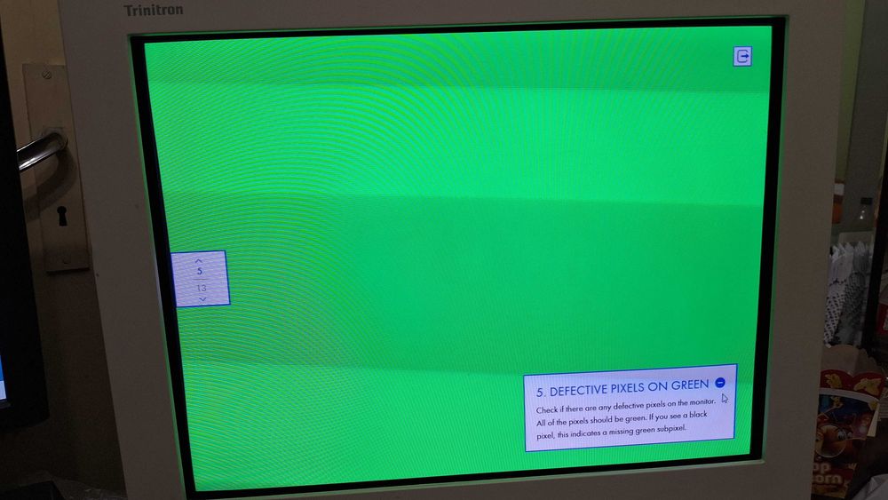 РЕЗЕРВИРАН! DELL UltraScan P991 – 19" CRT Trinitron – перфектно състоя