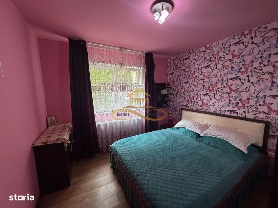 De Închiriat: Apartament 2 Camere semidecomandat, Curte Privată