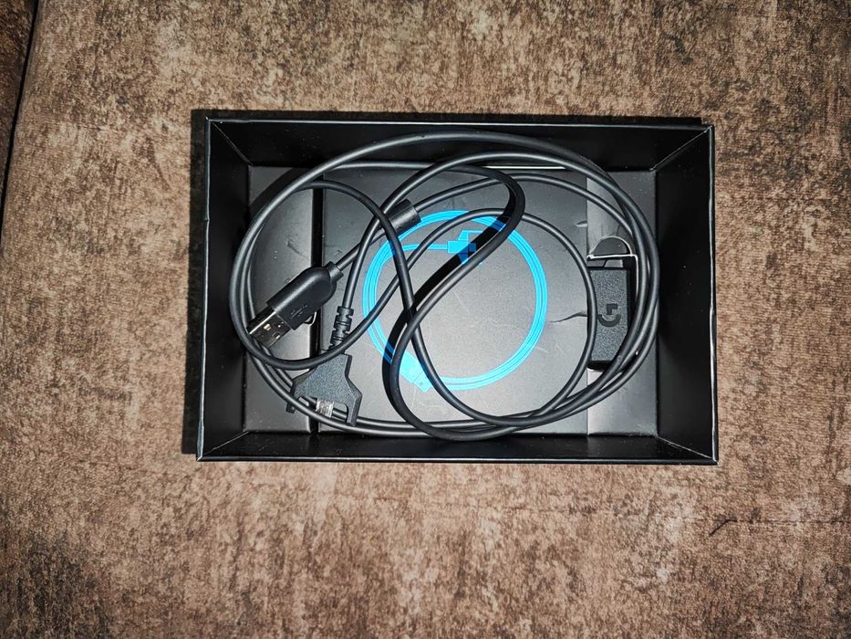 Продаётся игровая мышка Logitech G pro X Superlight