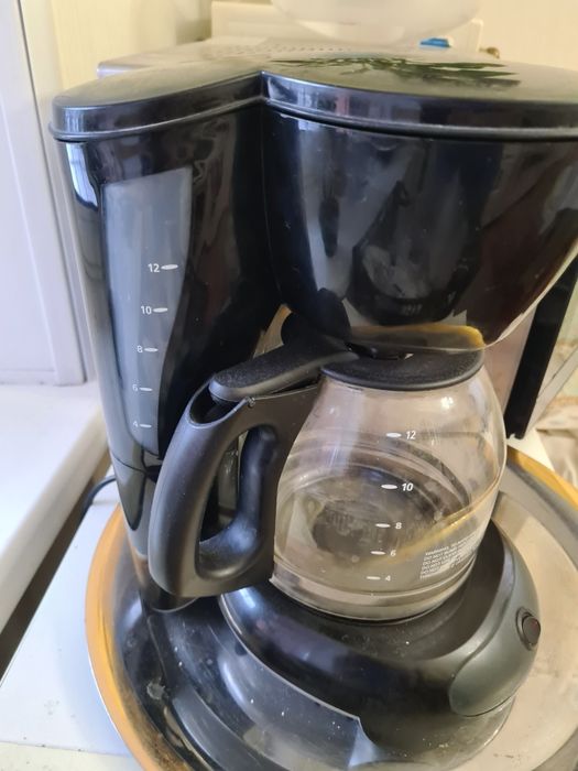 Продам кофеварку