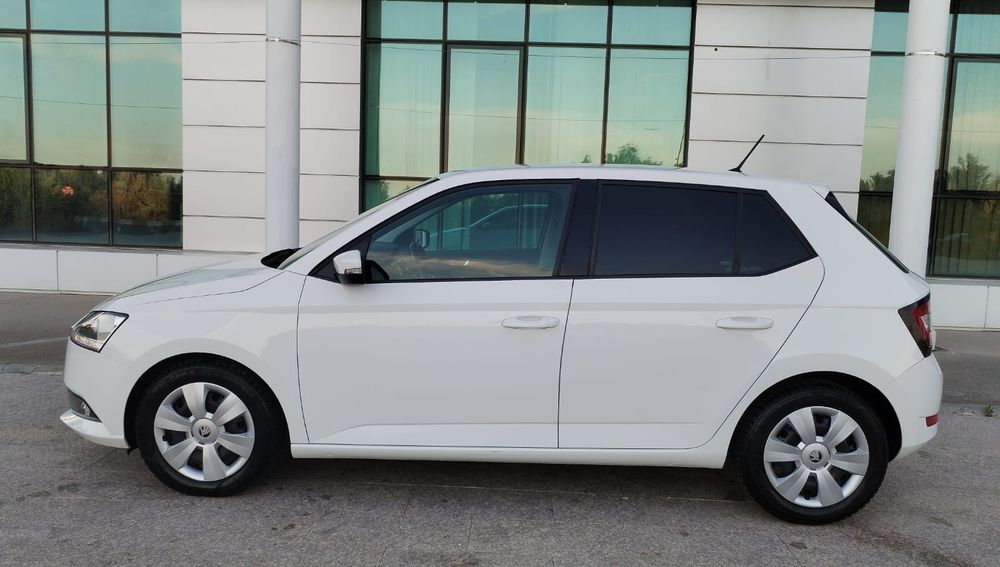 SKODA Fabia 2022 — imagine 5