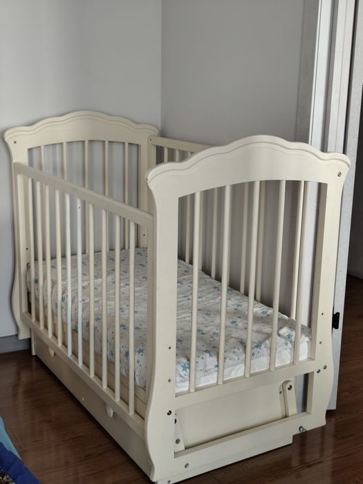 Манеж детский б/у