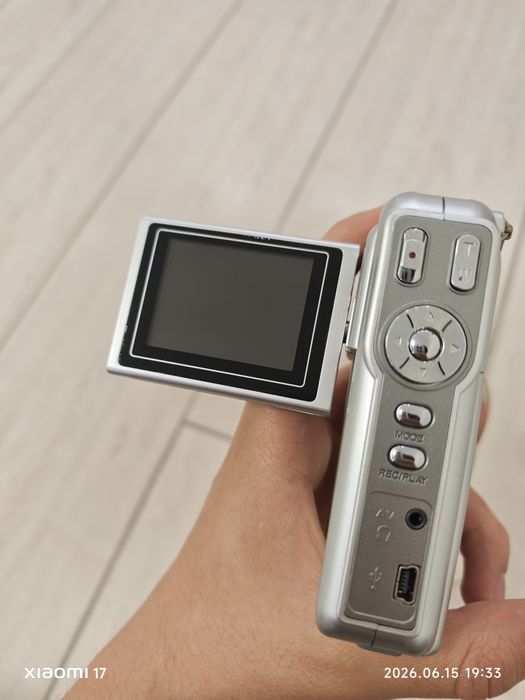 Ретро видеокамера JVC DigiLife DDV-008