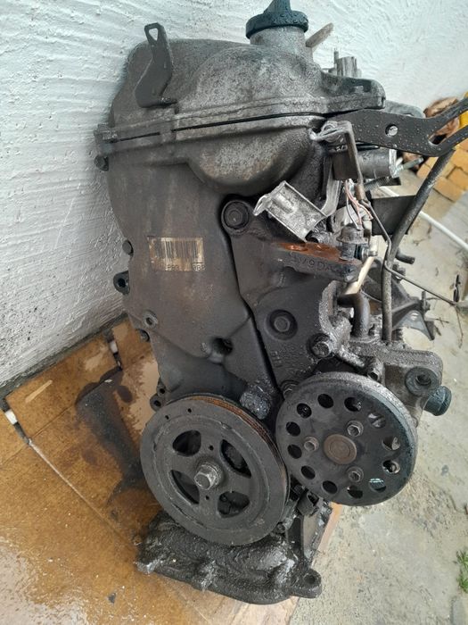 Тойота ярис тің маторв 1.5обьем