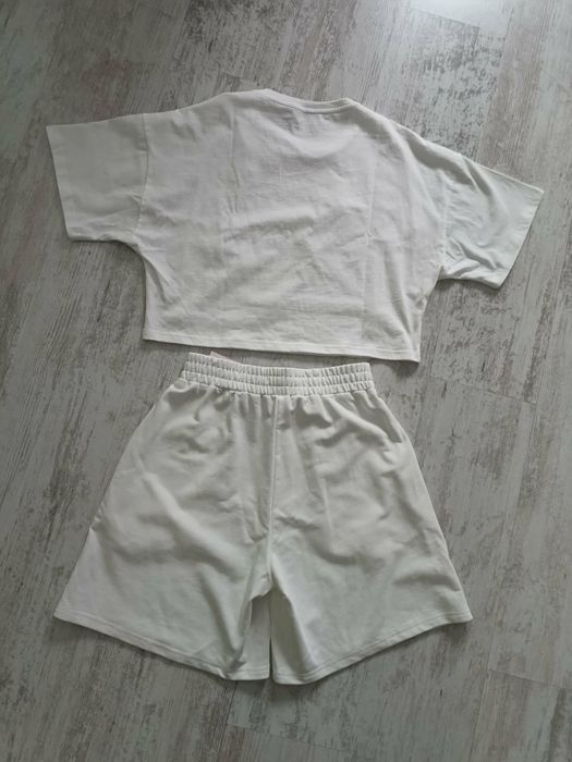 Нов дамски комплект LBD