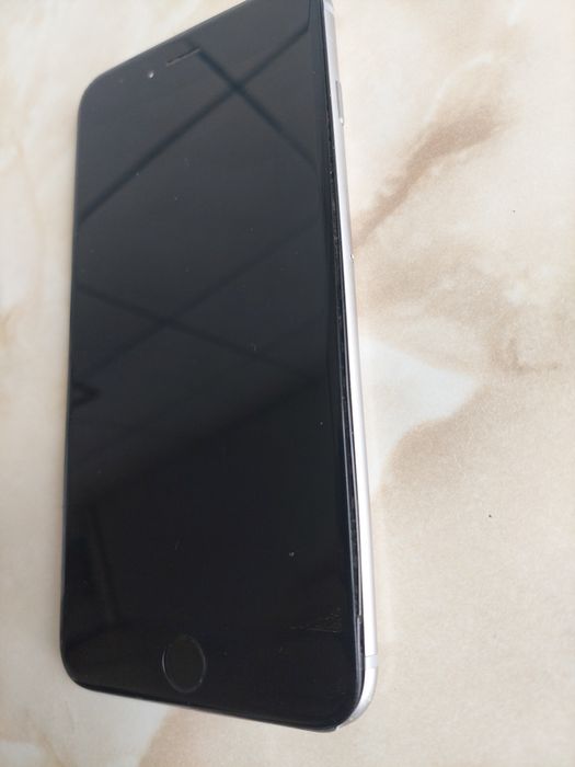 [6+] Vând Apple iPhone 6 Plus [placă blocată] [pentru piese] //poze reale